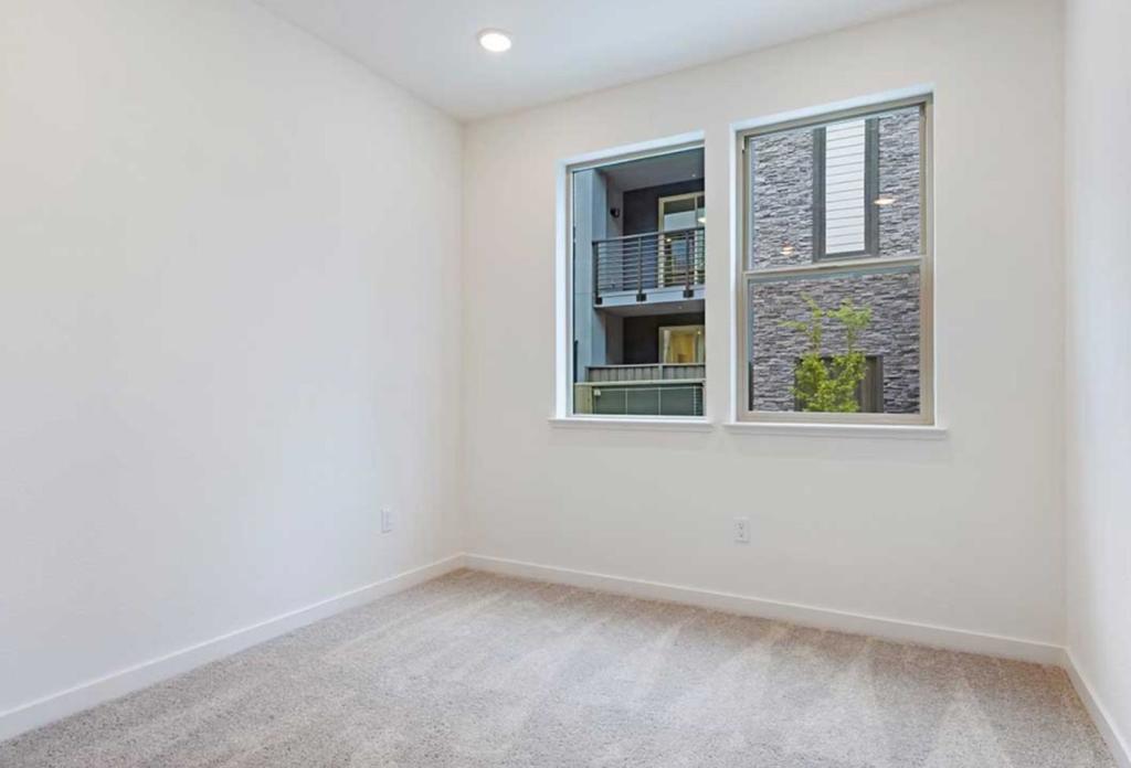 6694 Optimum Loop Property Photo 8