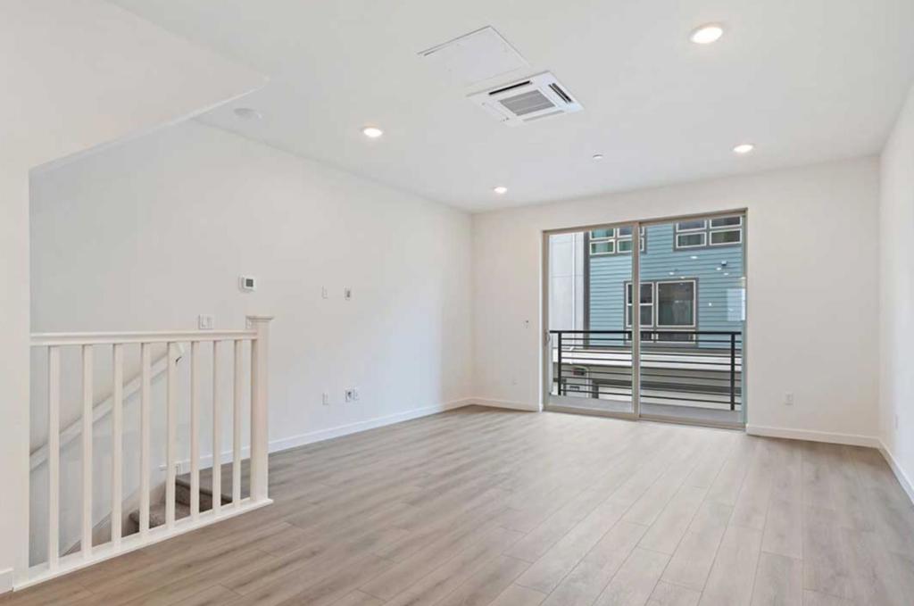 6694 Optimum Loop Property Photo 9