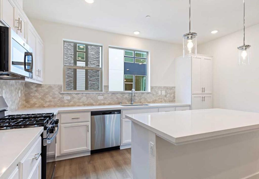 6694 Optimum Loop Property Photo 12