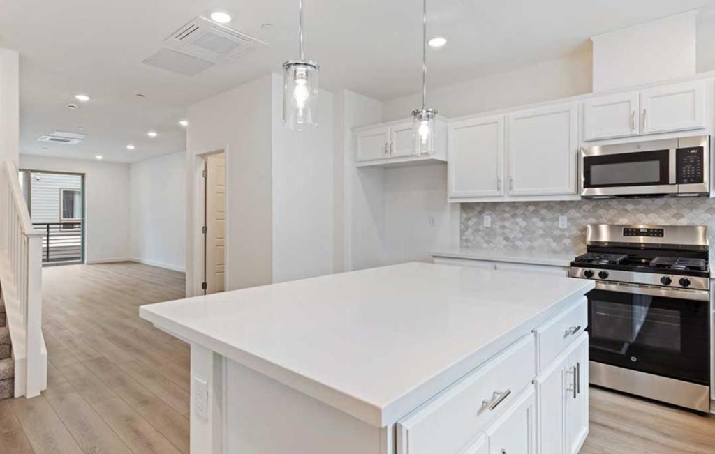 6694 Optimum Loop Property Photo 14