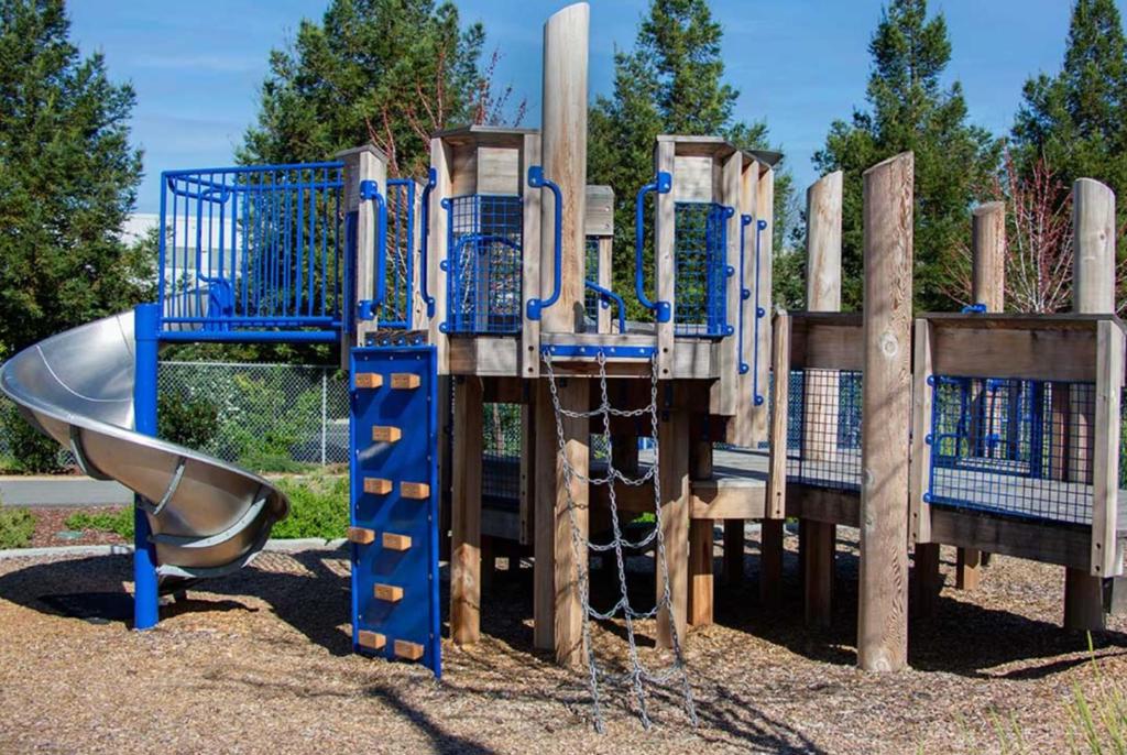 6694 Optimum Loop Property Photo 22