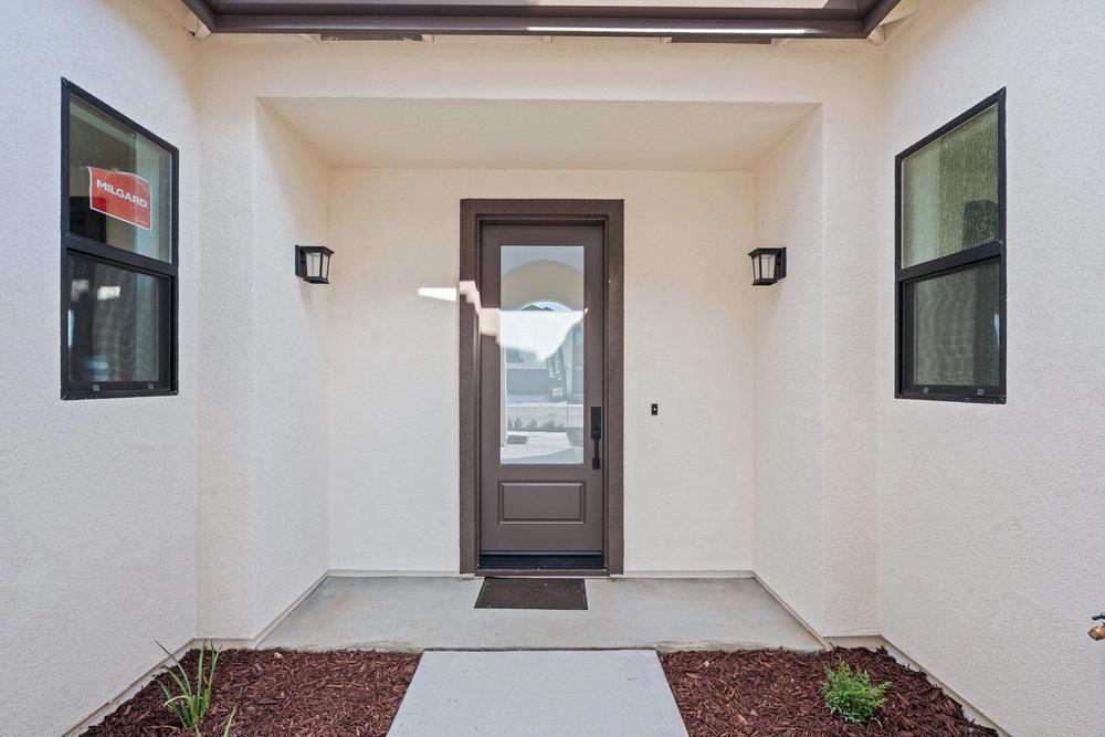 420 Maria Property Photo 4