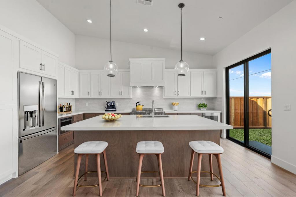 420 Maria Property Photo 13