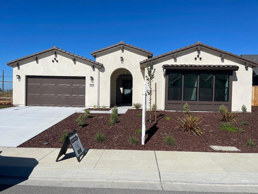 420 Maria Property Photo 26