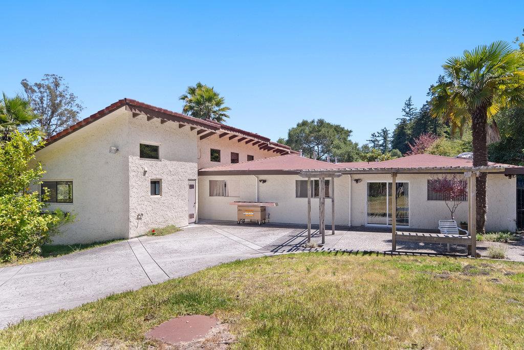 1239 La Madrona Drive Property Photo 2