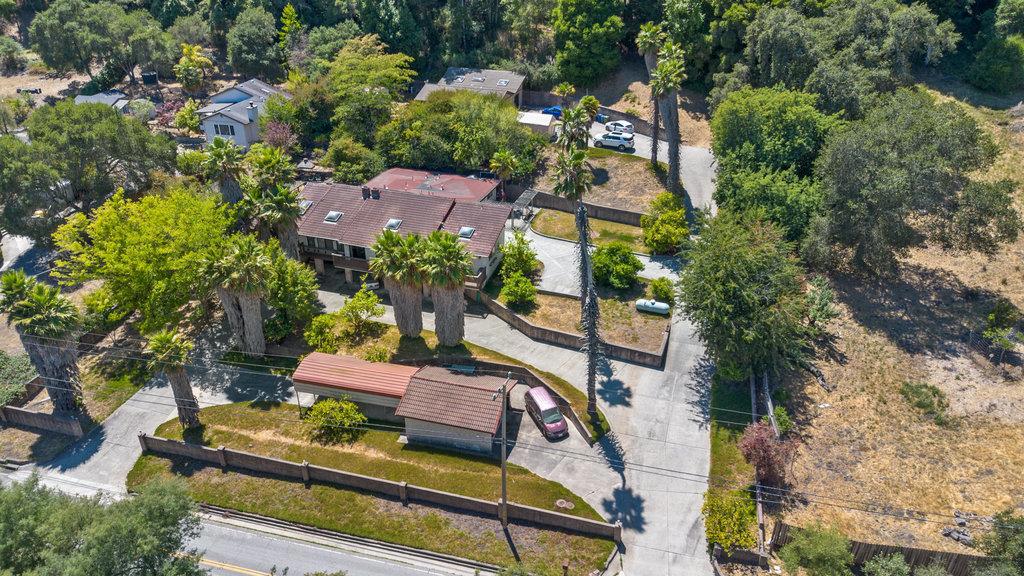 1239 La Madrona Drive Property Photo 5