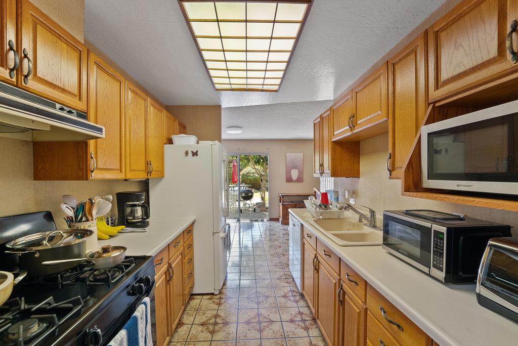 1239 La Madrona Drive Property Photo 14