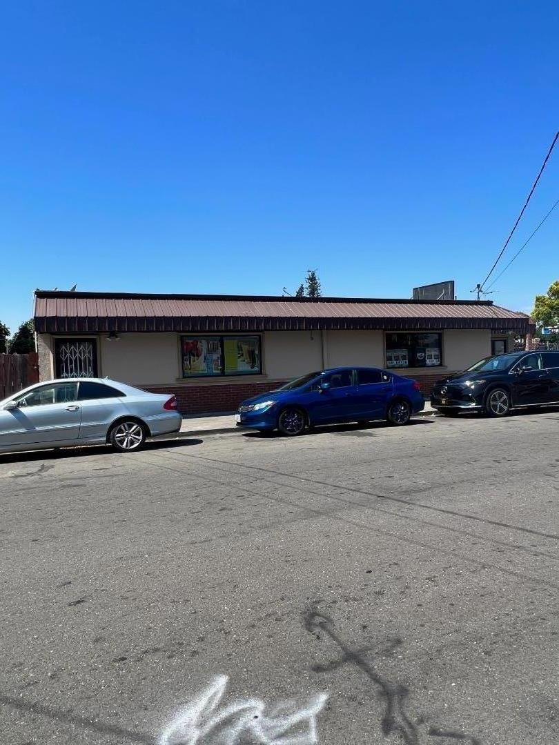 497 A Street Property Photo 8
