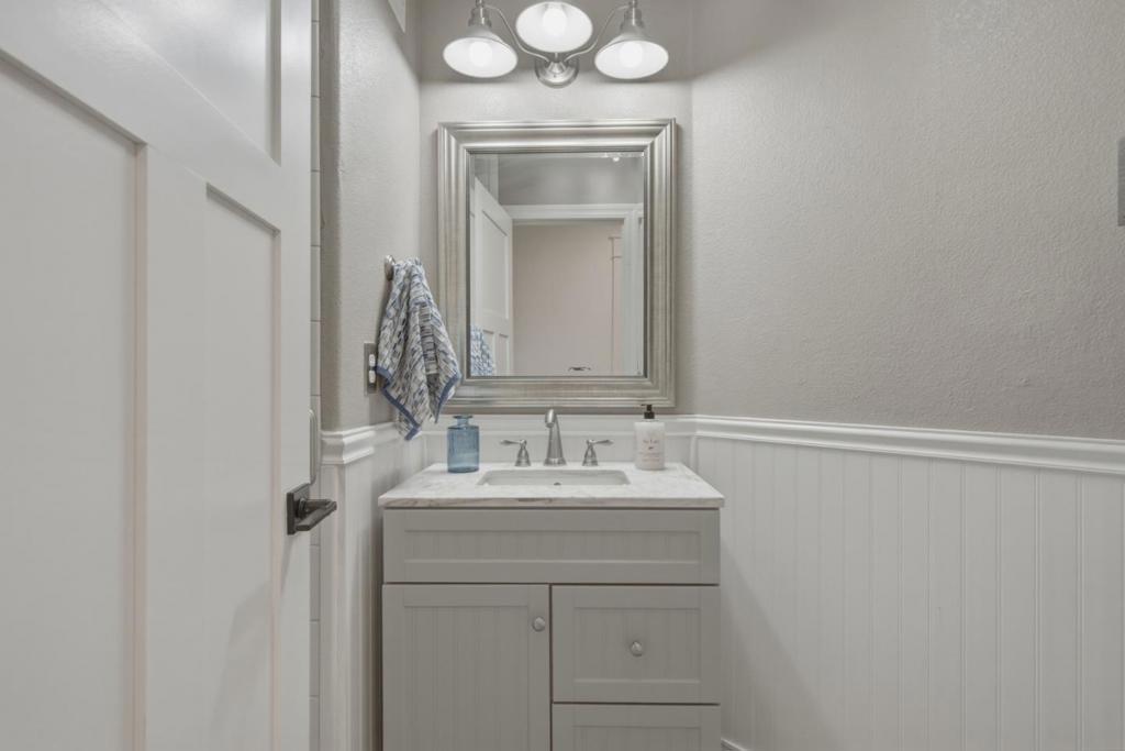 16935 Pine Way Property Photo 25