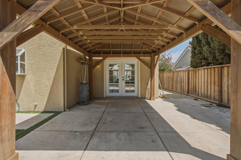 16935 Pine Way Property Photo 44