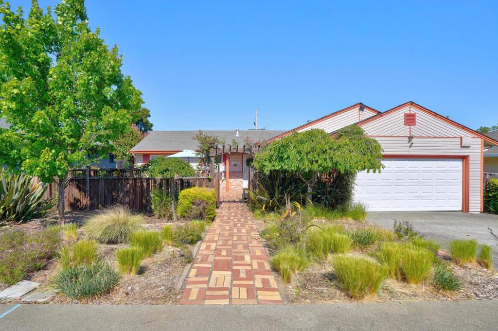 1412 Lassen Street Property Photo 1