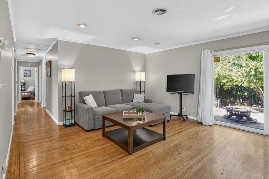 1412 Lassen Street Property Photo 3