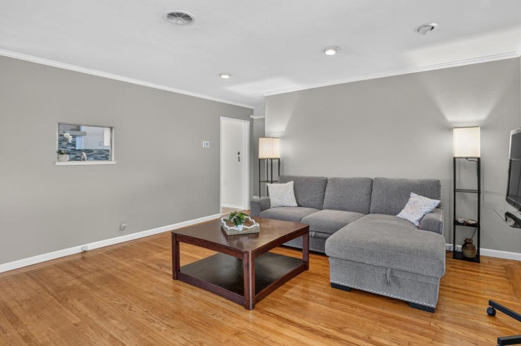 1412 Lassen Street Property Photo 4