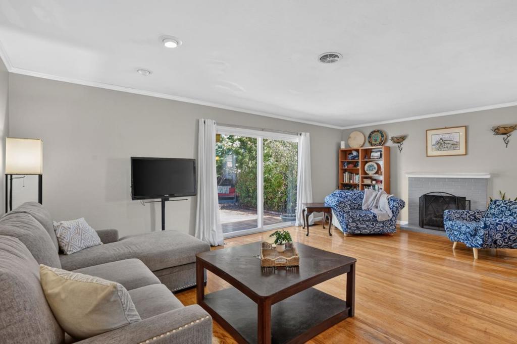 1412 Lassen Street Property Photo 5