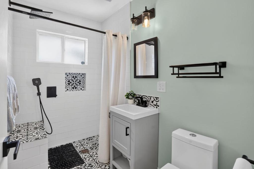 1412 Lassen Street Property Photo 18