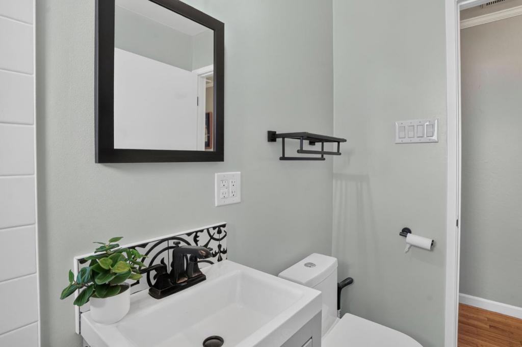 1412 Lassen Street Property Photo 19