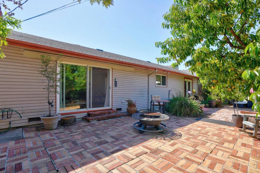 1412 Lassen Street Property Photo 29