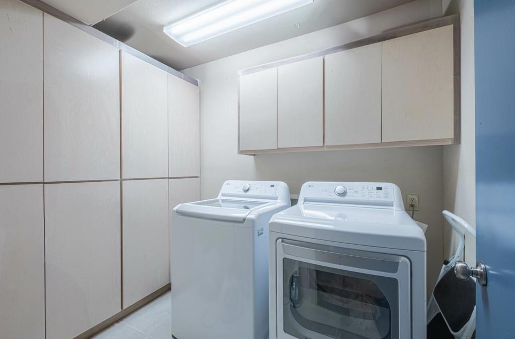 6 S Wood Street Property Photo 20