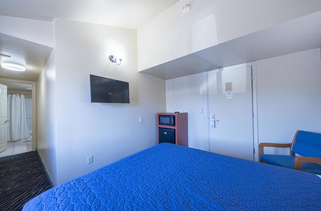 6 S Wood Street Property Photo 31