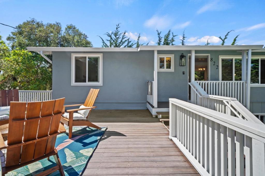 Cedar Street Property Photo 5