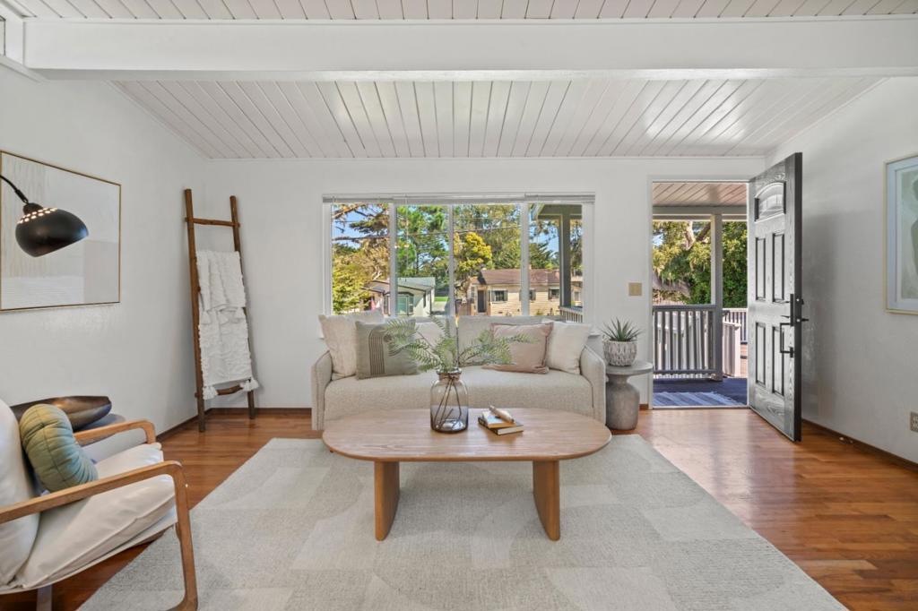 Cedar Street Property Photo 7