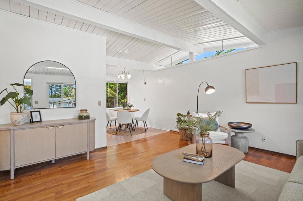 Cedar Street Property Photo 8