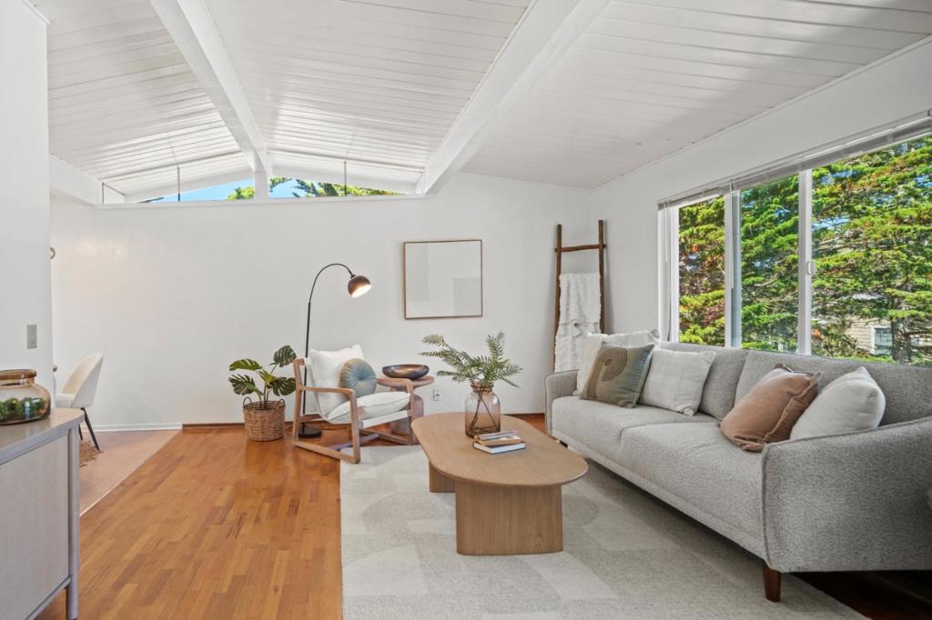 Cedar Street Property Photo 21