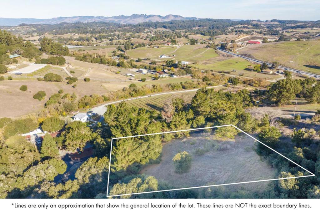 19378 Oak Ridge Drive Property Photo 1