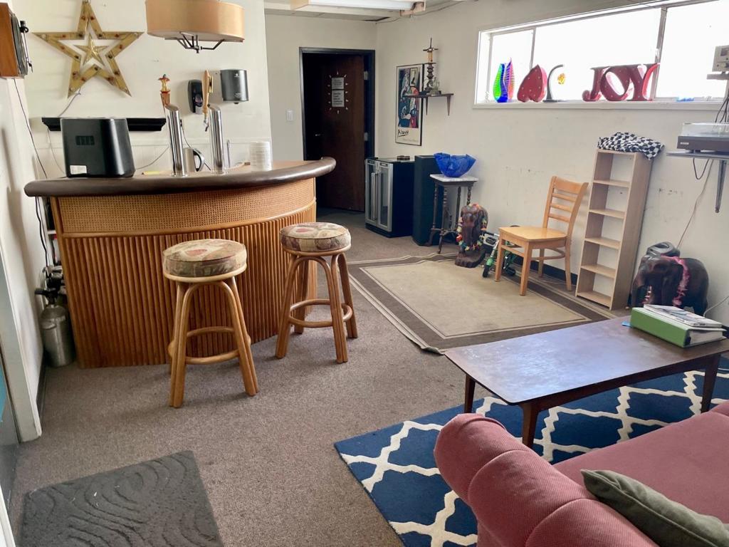 4330 24th Street Property Photo 3