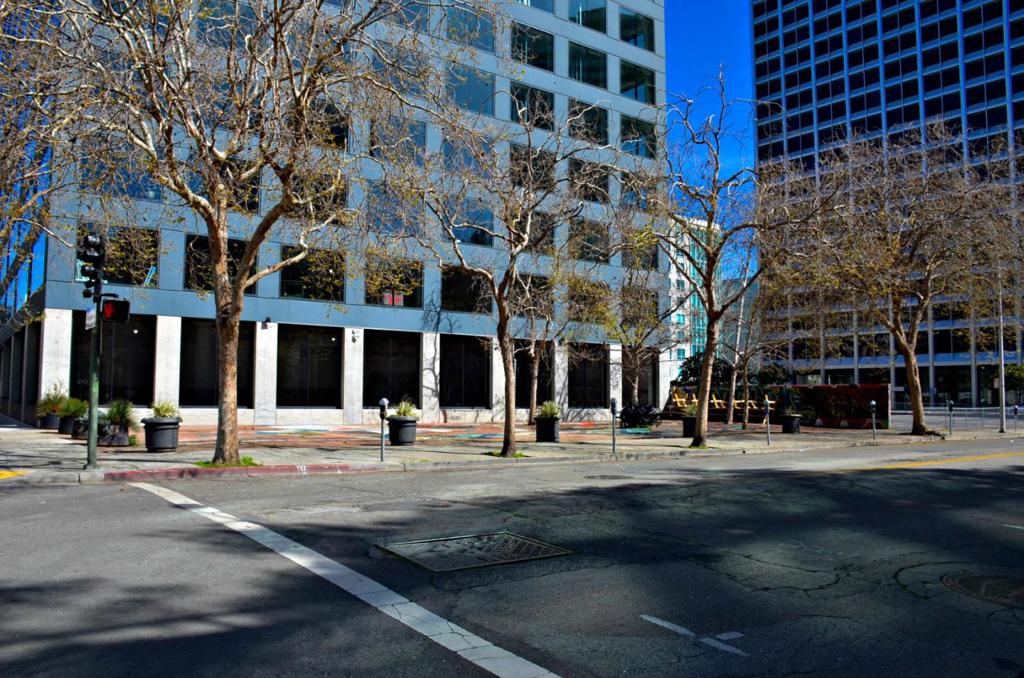 2100 Webster Street Property Photo 4