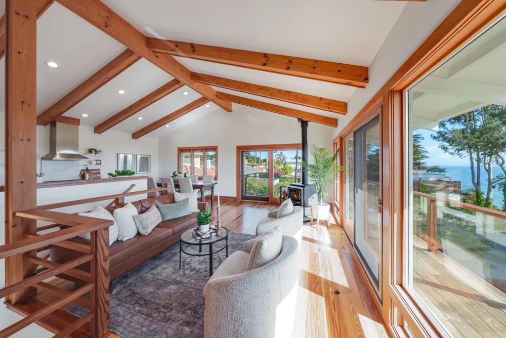 325 Kingsbury Drive Property Photo 21