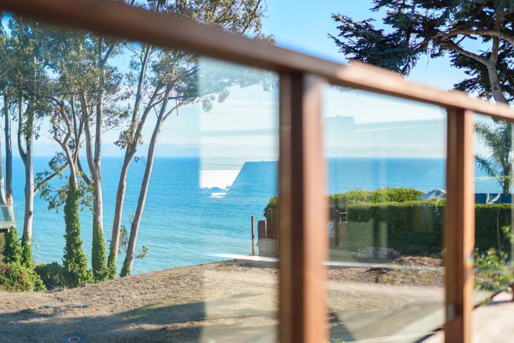 325 Kingsbury Drive Property Photo 28