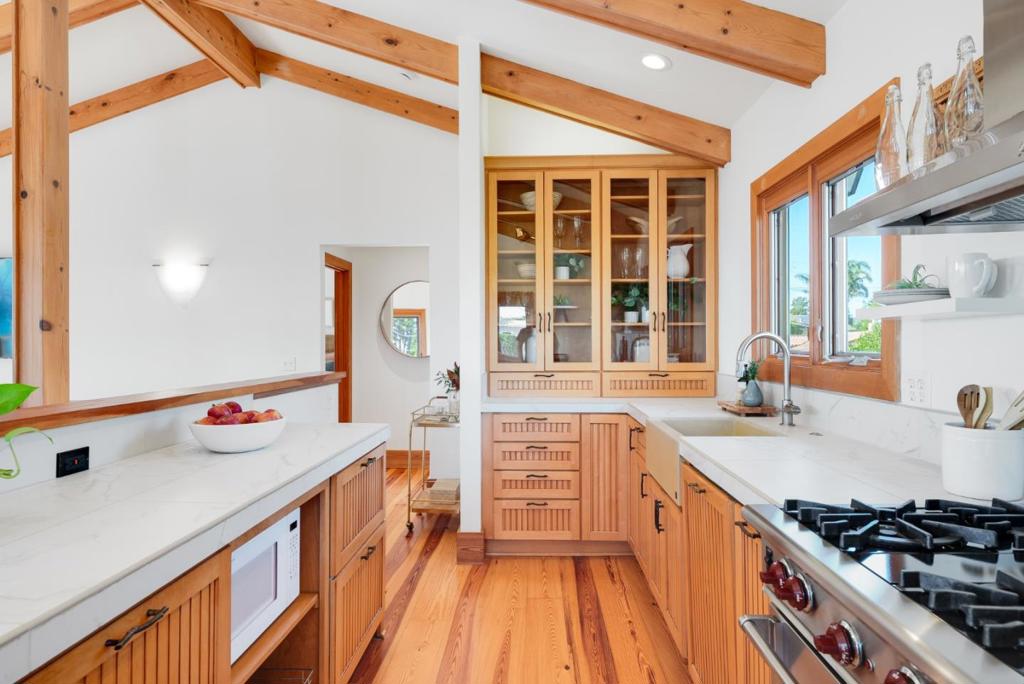 325 Kingsbury Drive Property Photo 33