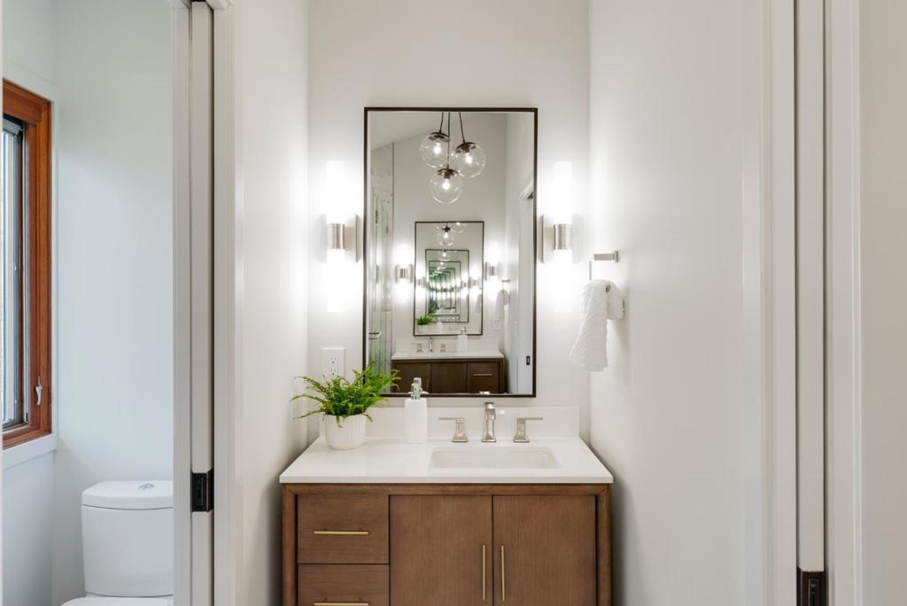 325 Kingsbury Drive Property Photo 46