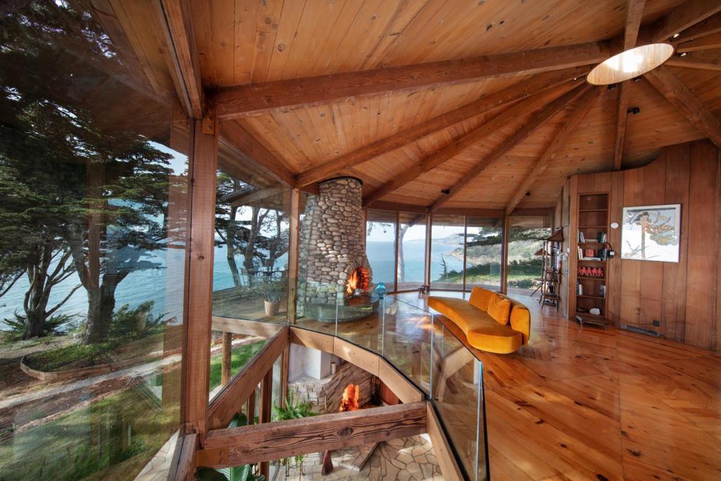 55700 Highway 1 Property Photo 1