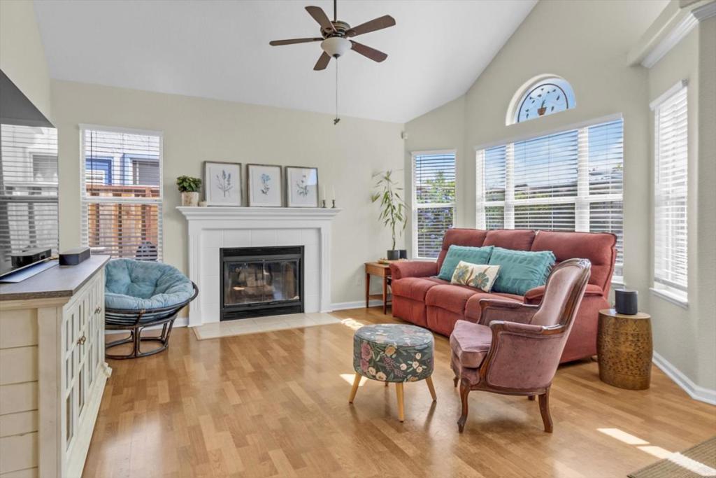 8 Bristol Circle Property Photo 11