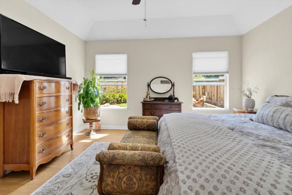 8 Bristol Circle Property Photo 19