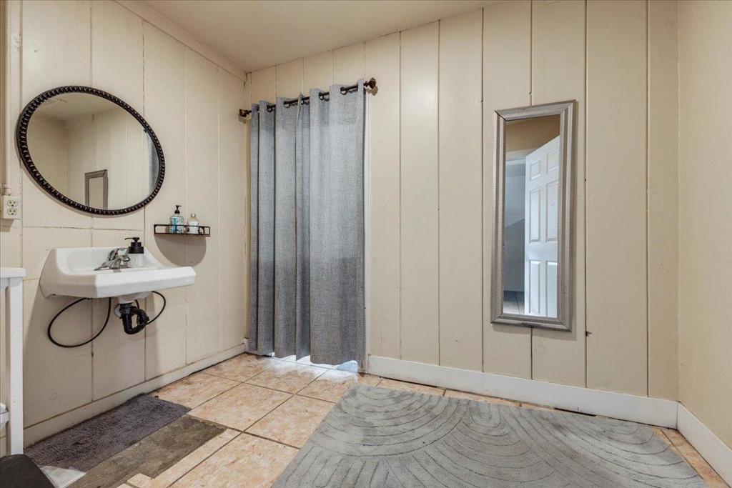 136 Dixi Street Property Photo 13