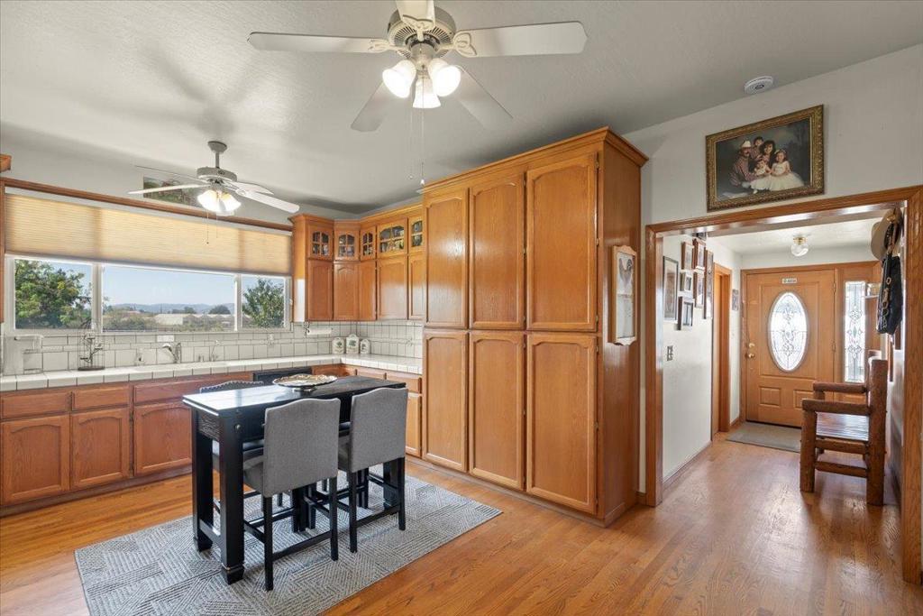 2675 Pacheco Pass Highway Property Photo 6