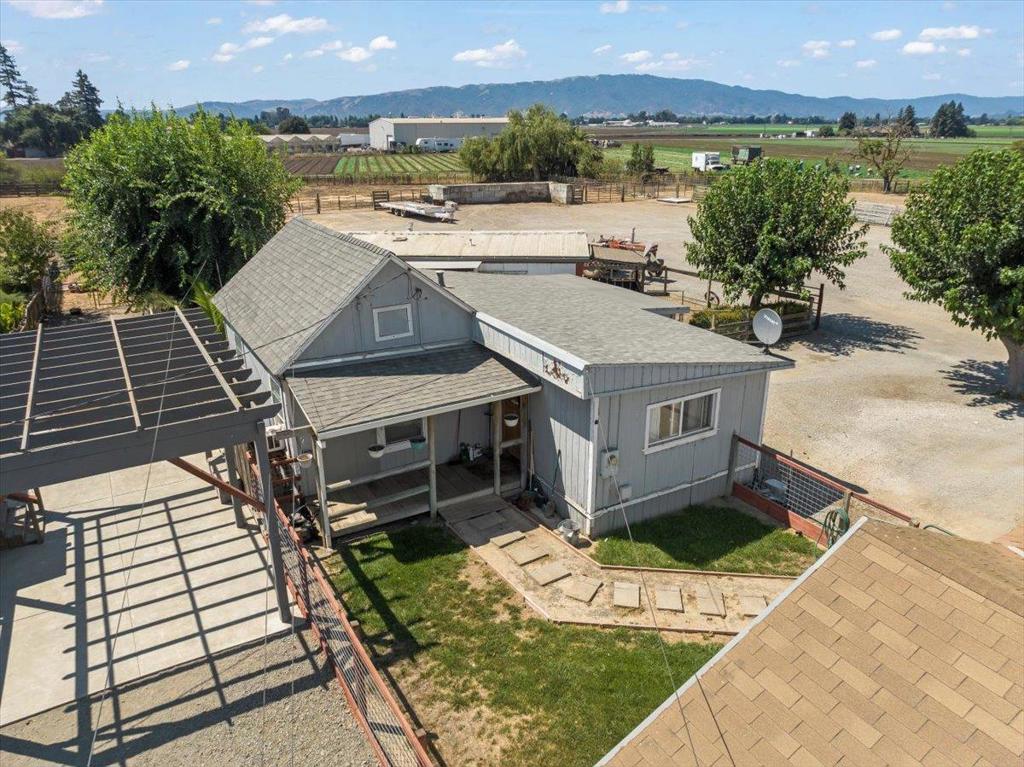 2675 Pacheco Pass Highway Property Photo 20