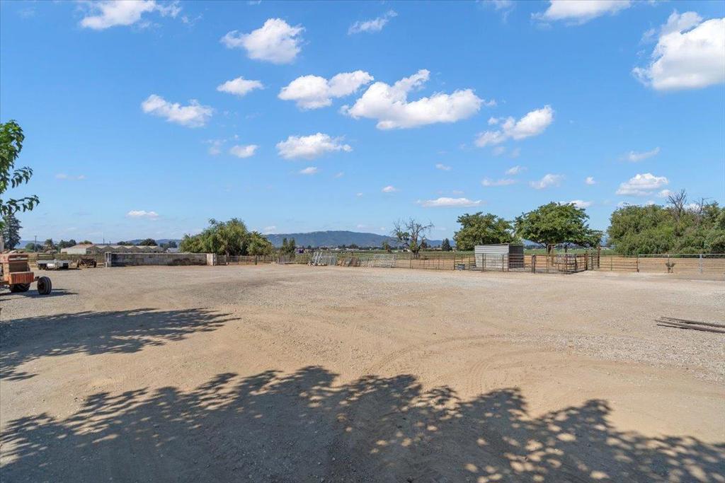 2675 Pacheco Pass Highway Property Photo 39