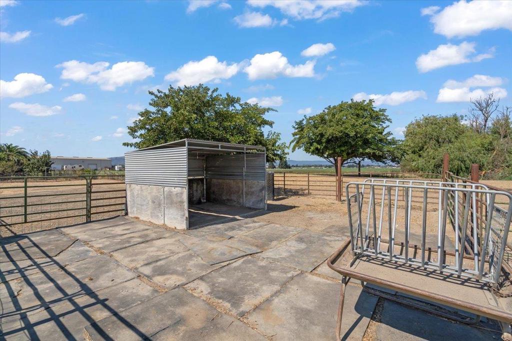 2675 Pacheco Pass Highway Property Photo 43