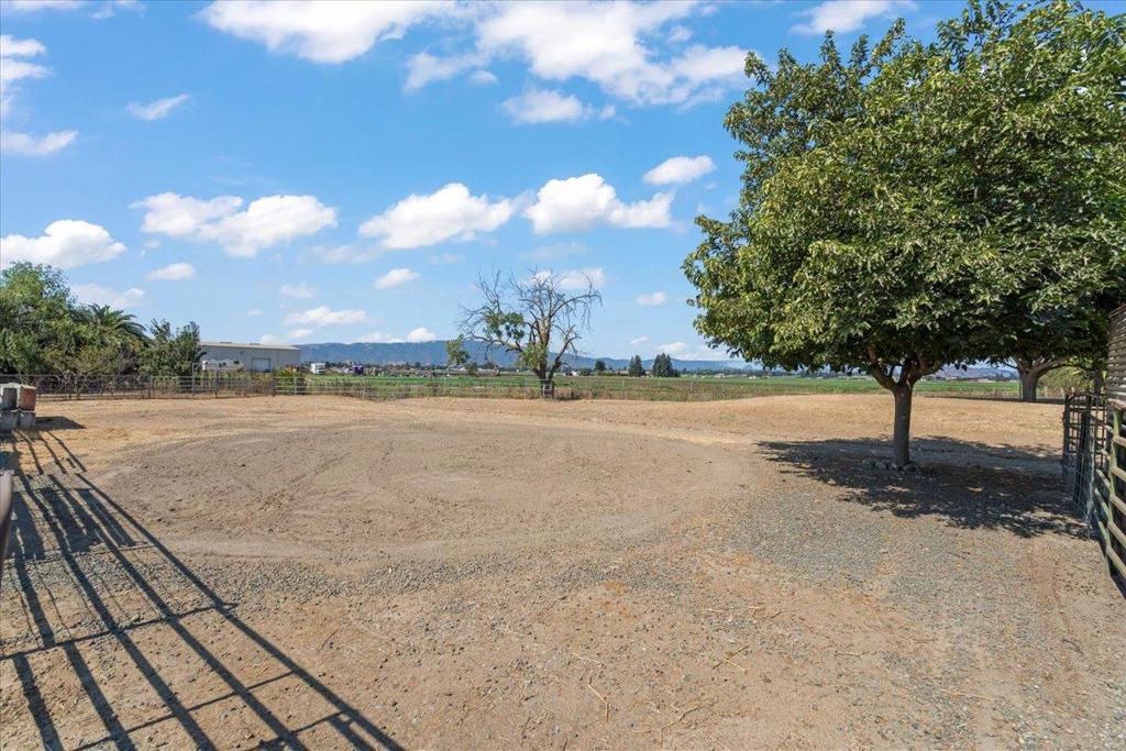 2675 Pacheco Pass Highway Property Photo 44