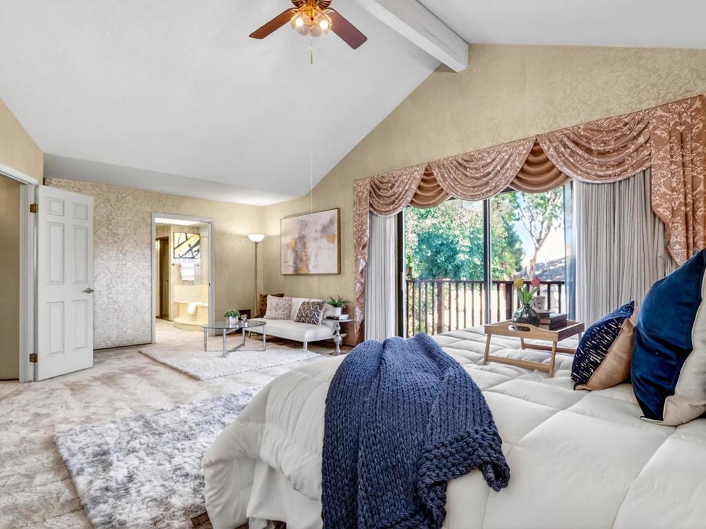 1075 Crosspoint Court Property Photo 6