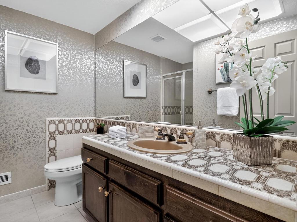 1075 Crosspoint Court Property Photo 26