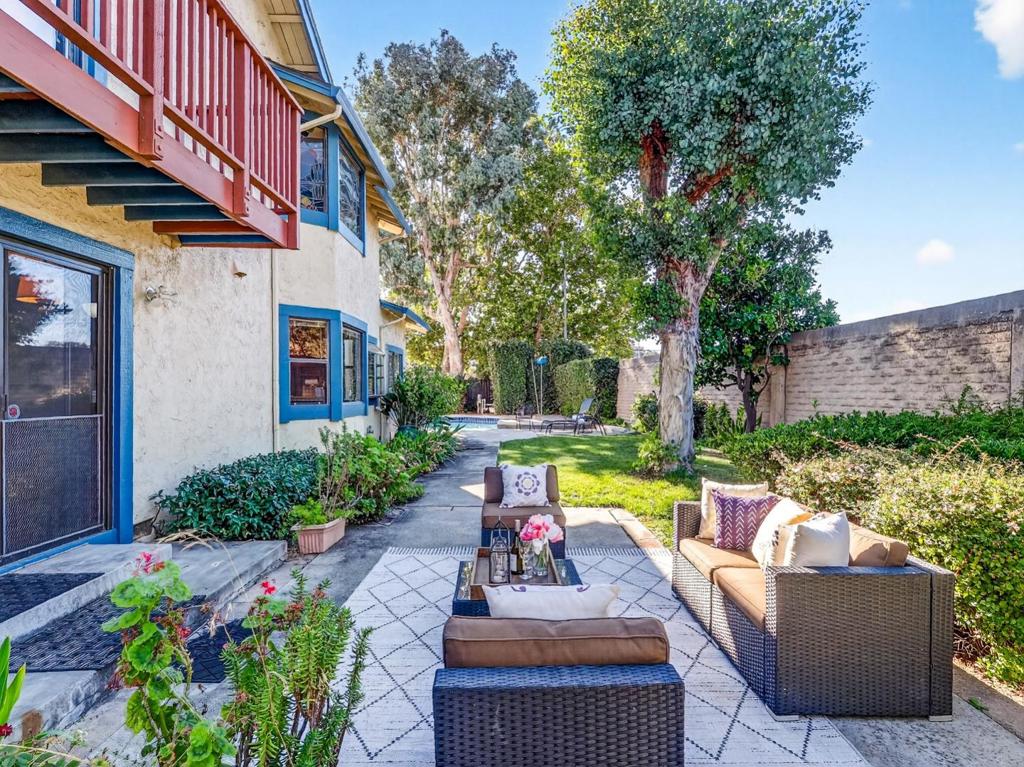 1075 Crosspoint Court Property Photo 29