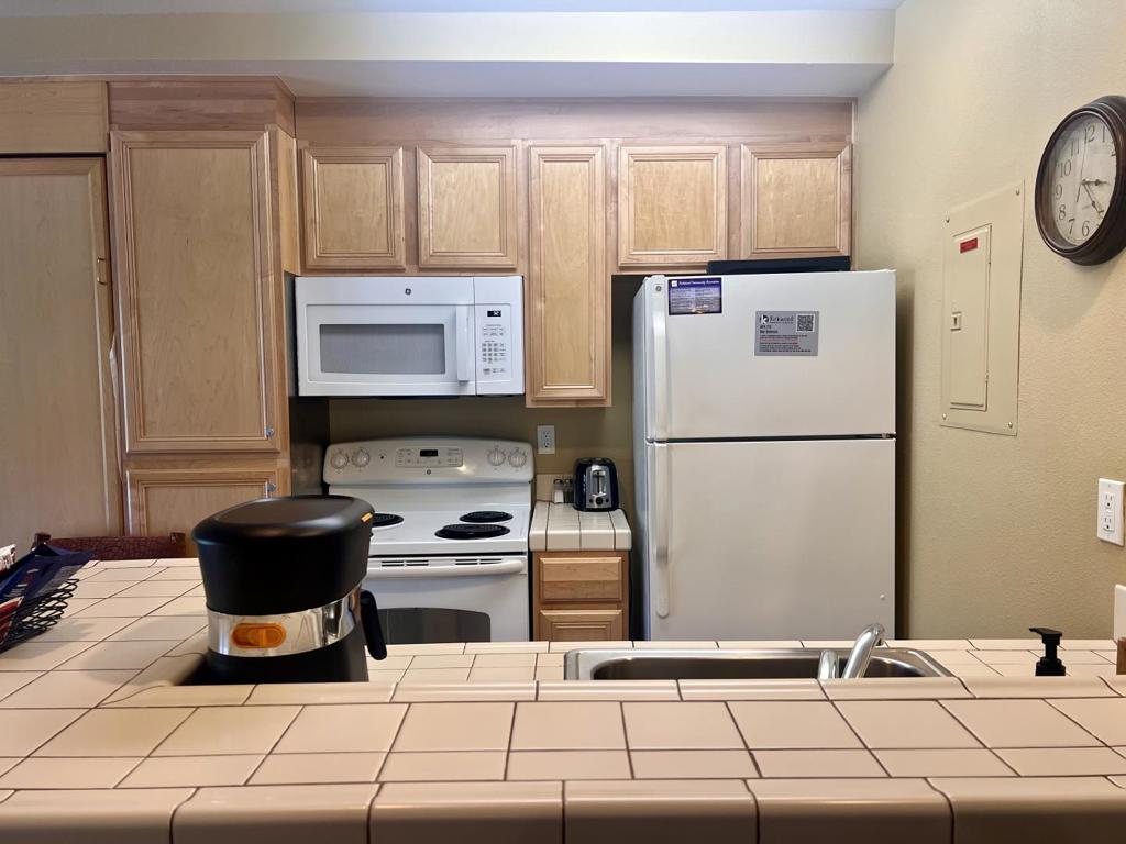1399 Kirkwood Mdws Drive 213-215 Property Photo 3