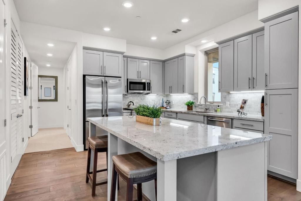 769 Eppleton Lane 302 Property Photo 13