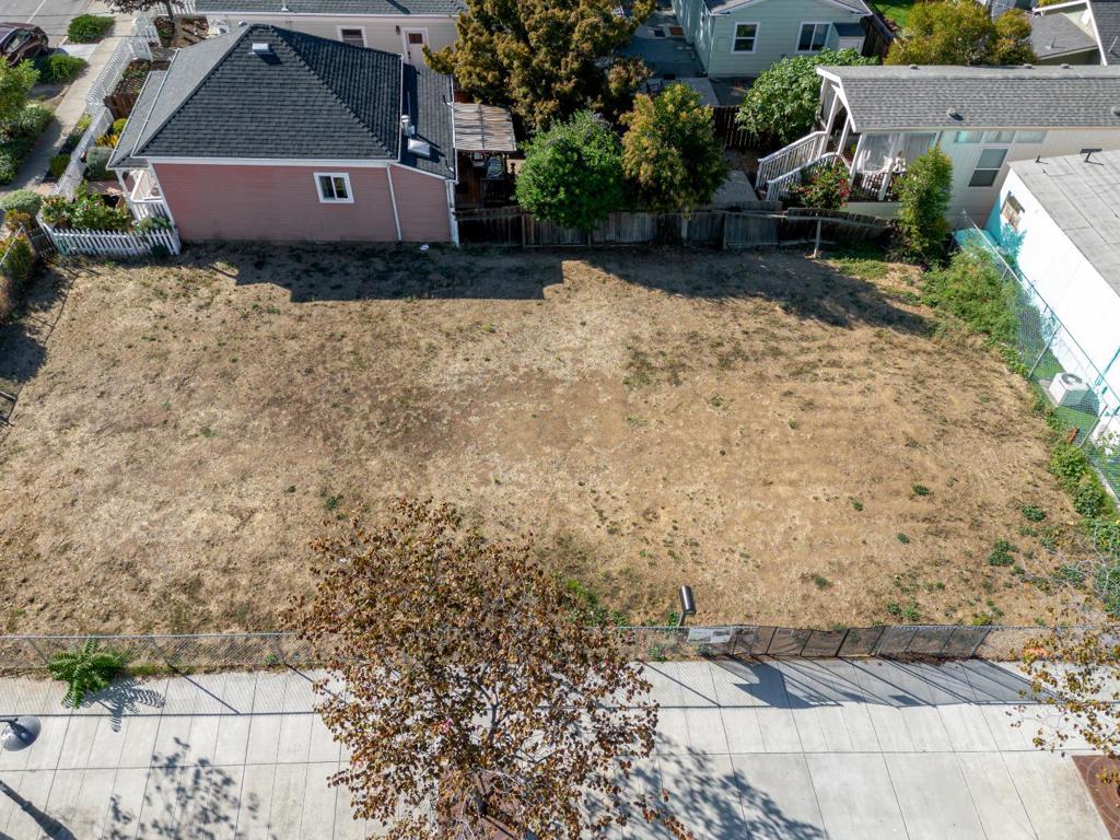 185 J Street Property Photo 7