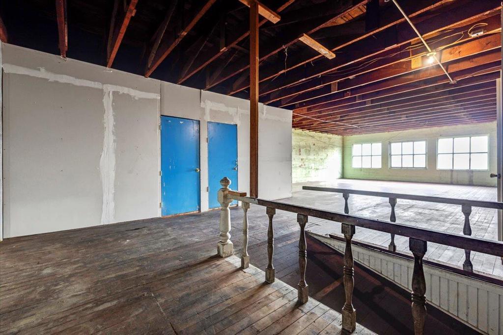 326 Alta Street Property Photo 38